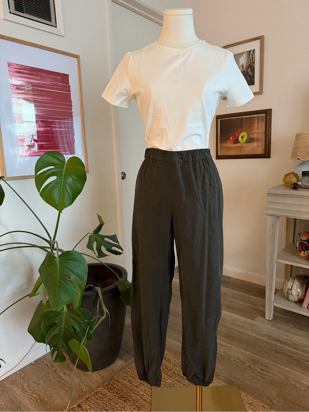 lululemon Olive Green Elastic Waist Joggers